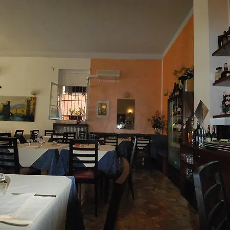 Hotel La Vela *
