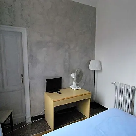 La Vela Hotel *